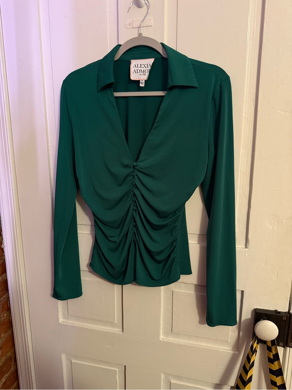 Vintage Alexia Admor Ruched Collared Long-Sleeve Top
